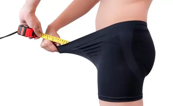 мерење пениса пре вежбања ради повећања